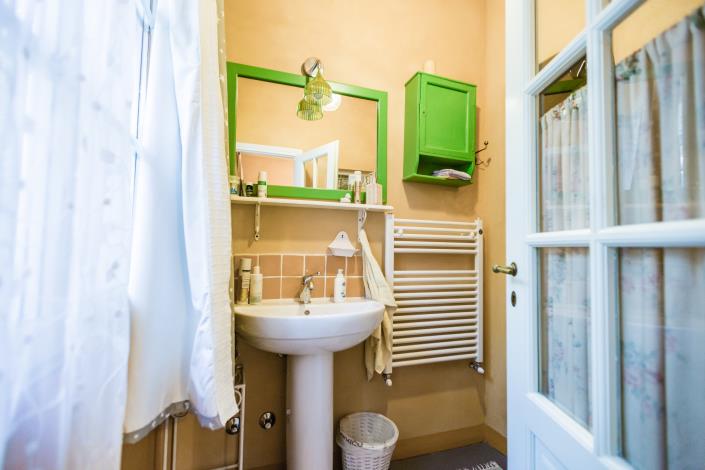 Image No.28-5 Bed Country Property for sale