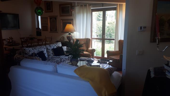 Image No.19-4 Bed Townhouse for sale