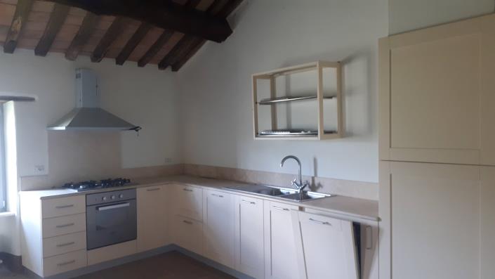 Image No.30-18 Bed Property for sale