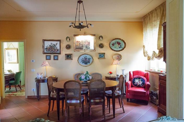 Image No.9-5 Bed Villa for sale