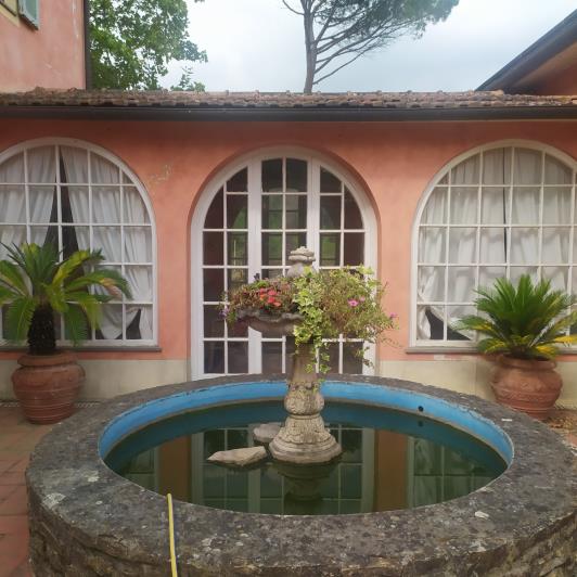 Image No.10-5 Bed Villa for sale