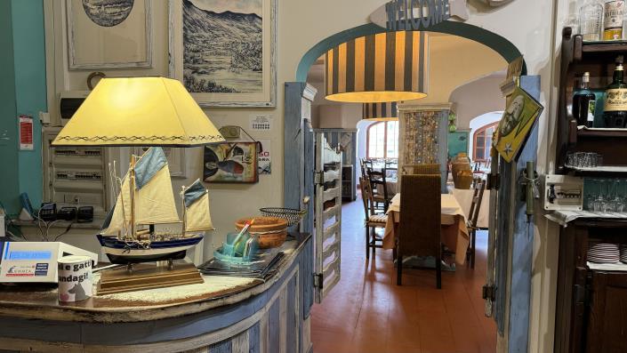 Image No.9-16 Bed Hotel for sale