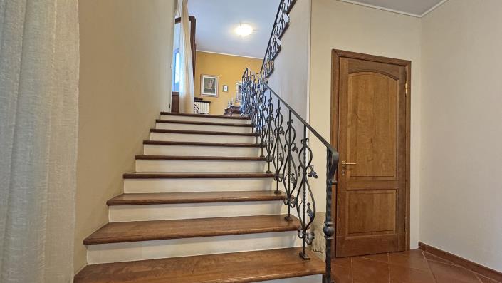 Image No.34-7 Bed Villa for sale