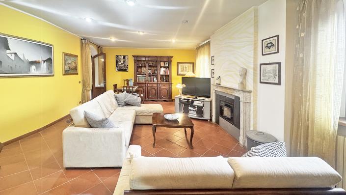 Image No.44-7 Bed Villa for sale