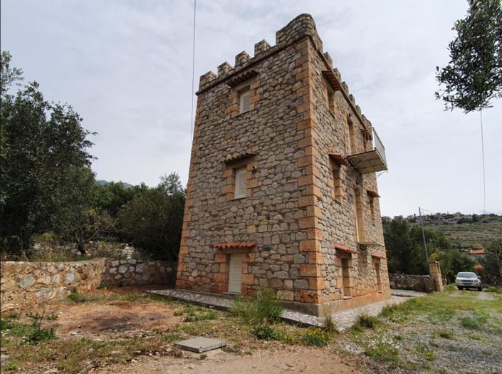 Image No.2-Propriété de 2 chambres à vendre à Laconie