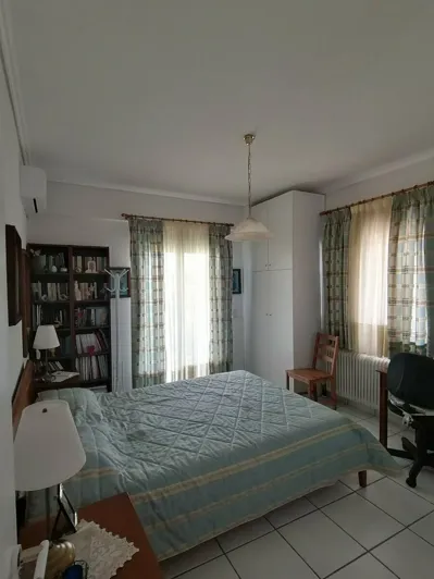 Image No.10-Propriété de 4 chambres à vendre à Attica