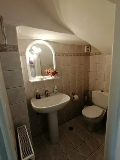 Image No.12-Propriété de 4 chambres à vendre à Attica