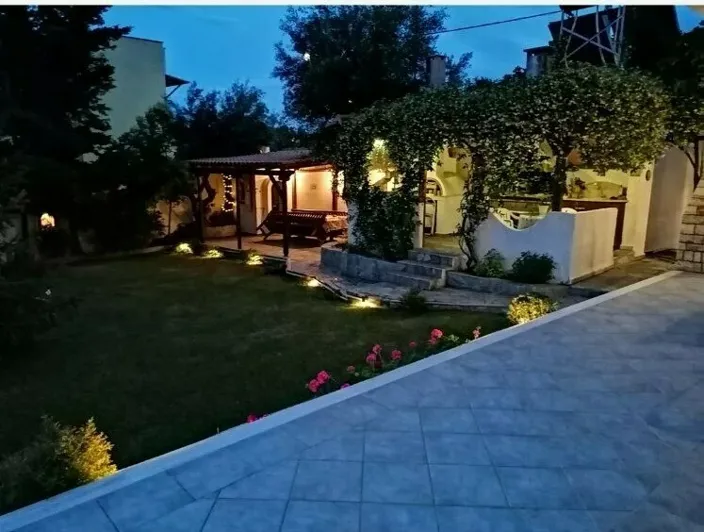 Image No.21-Propriété de 4 chambres à vendre à Attica