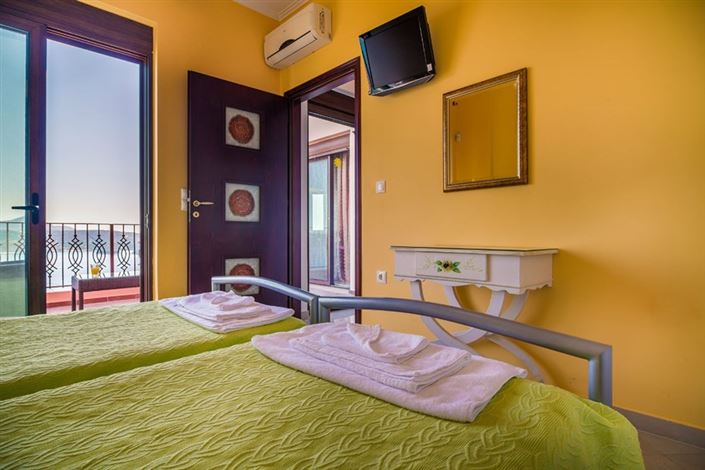 Image No.13-3 Bed Villa for sale