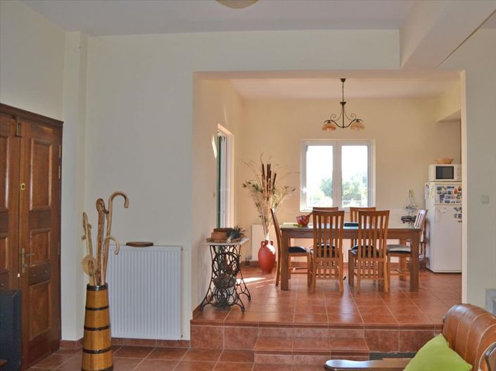 Image No.6-Villa de 4 chambres à vendre à Péloponnèse