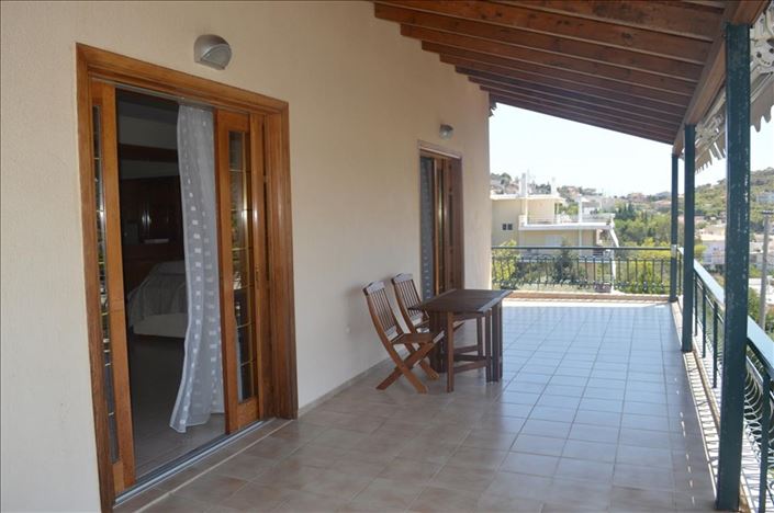 Image No.8-Propriété de 3 chambres à vendre à Saronida