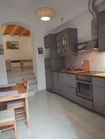 Image No.9-1 Bed House for sale