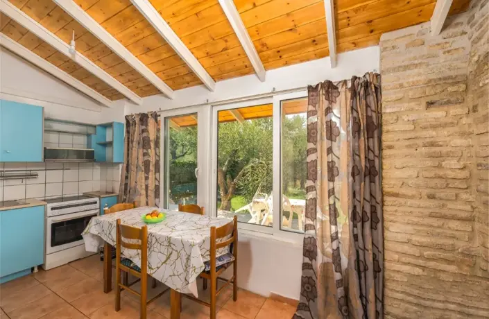 Image No.2-Maison de 2 chambres à vendre à Lithakia