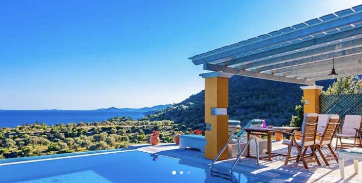 Image No.2-Maison / Villa de 3 chambres à vendre à Samos