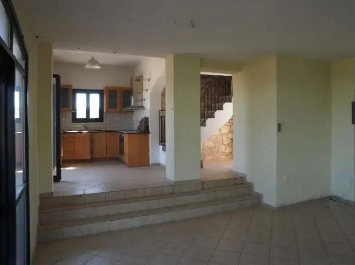 Image No.7-Maison / Villa de 3 chambres à vendre à Xirosterni