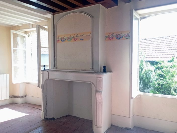 Image No.10-Propriété de 4 chambres à vendre à Chambilly