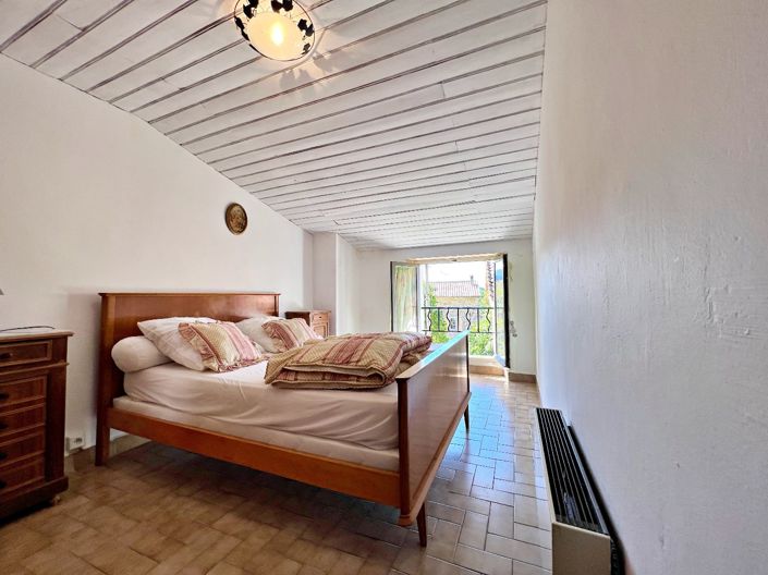 Image No.5-2 Bed Property for sale