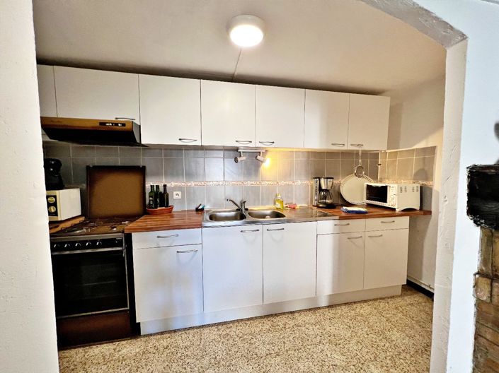 Image No.6-2 Bed Property for sale