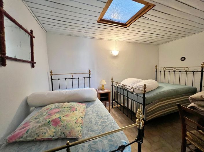 Image No.8-2 Bed Property for sale