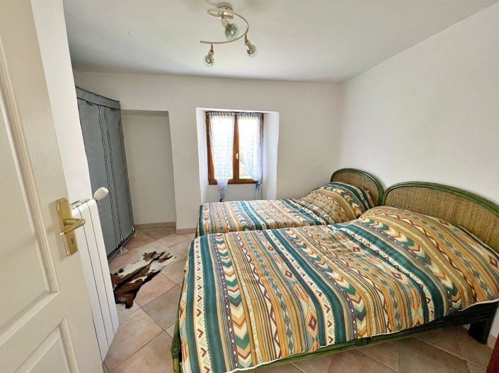 Image No.9-Propriété de 5 chambres à vendre à Bargème