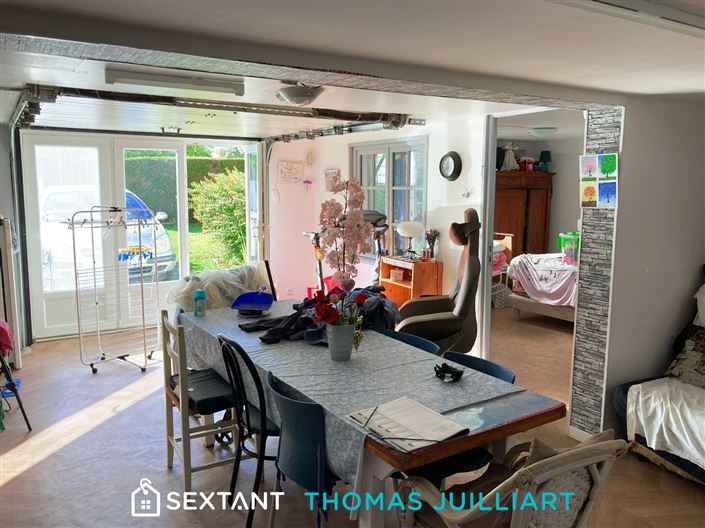 Image No.11-3 Bed Property for sale