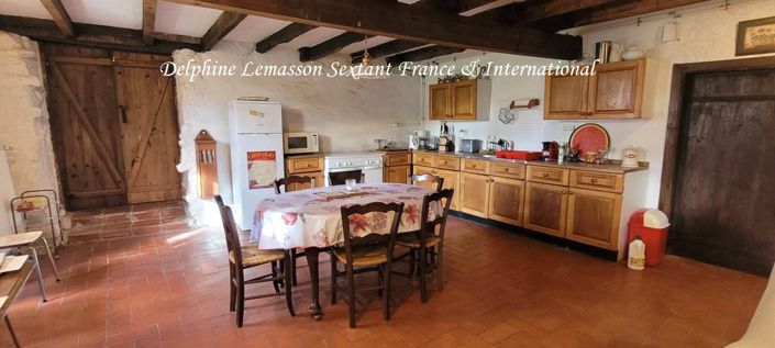 Image No.8-Propriété de 5 chambres à vendre à Thénac