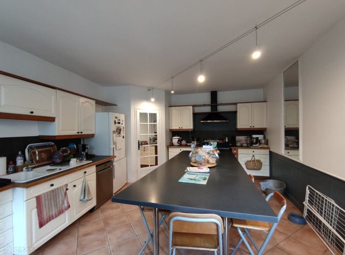 Image No.2-Propriété de 10 chambres à vendre à Livarot