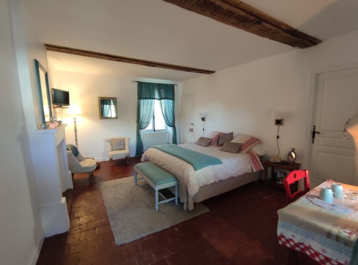 Image No.4-Propriété de 10 chambres à vendre à Livarot