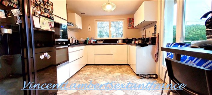 Image No.9-Propriété de 6 chambres à vendre à Fismes