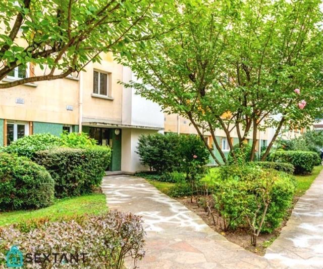 Image No.11-2 Bed Property for sale