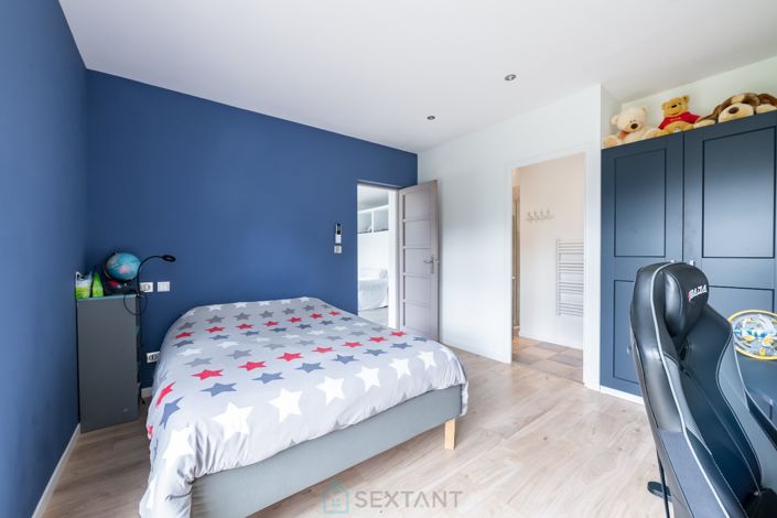 Image No.9-Propriété de 8 chambres à vendre à Paris