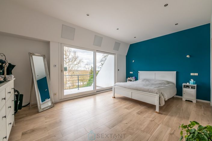 Image No.16-Propriété de 8 chambres à vendre à Paris