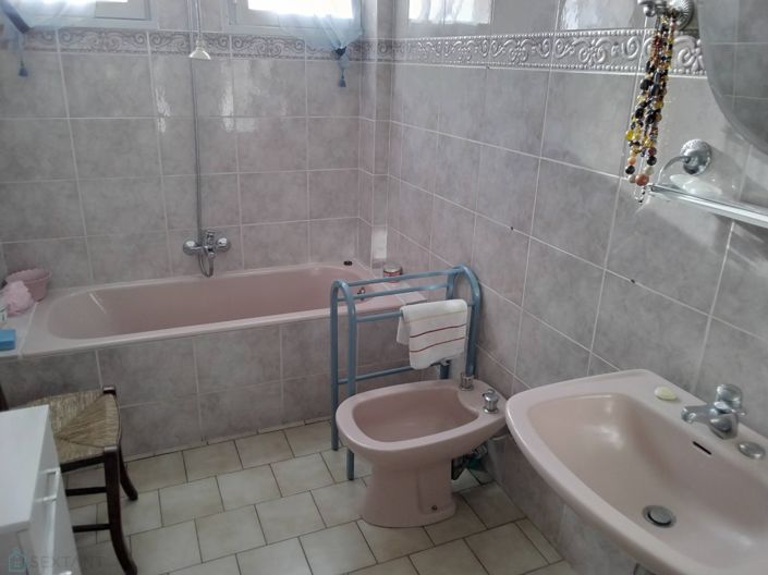 Image No.12-Propriété de 5 chambres à vendre à Caudan