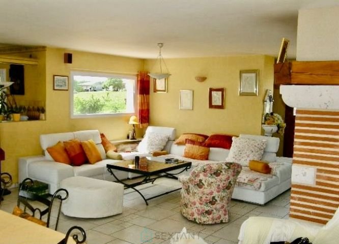 Image No.4-Propriété de 4 chambres à vendre à Itzac