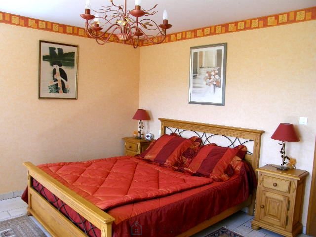 Image No.8-Propriété de 4 chambres à vendre à Itzac