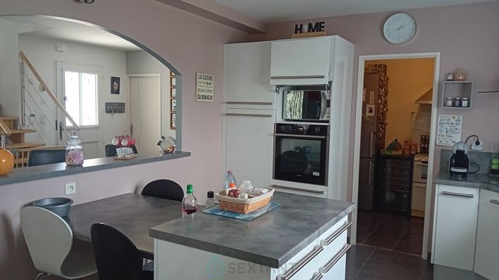 Image No.17-5 Bed Villa for sale