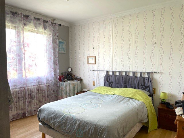 Image No.5-Maison de 5 chambres à vendre à Carhaix-Plouguer