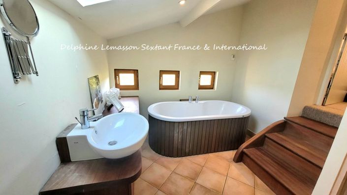 Image No.11-Propriété de 7 chambres à vendre à Eymet