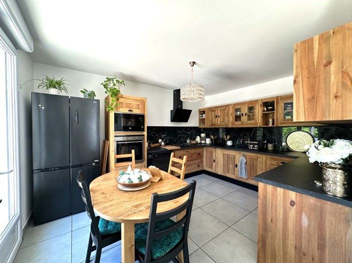 Image No.9-4 Bed Villa for sale