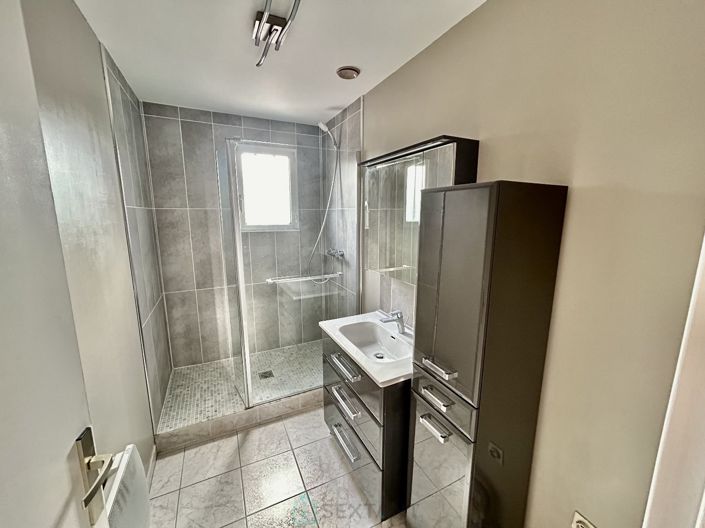 Image No.2-Maison de 2 chambres à vendre à Oignies