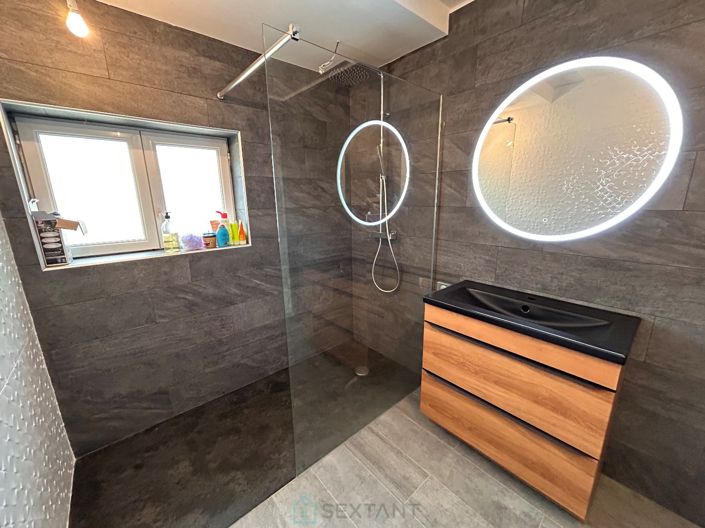 Image No.14-4 Bed Property for sale