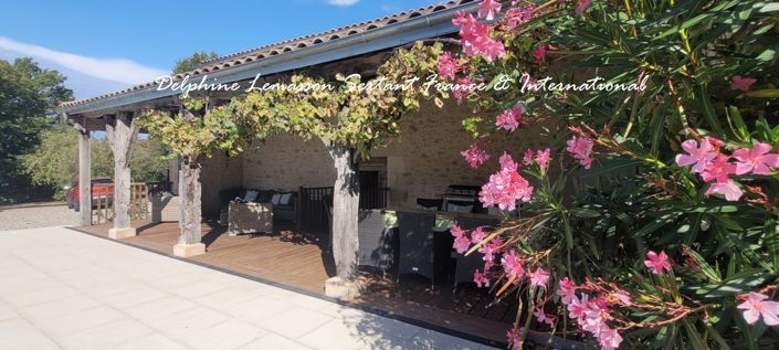 Image No.4-Propriété de 6 chambres à vendre à Duras