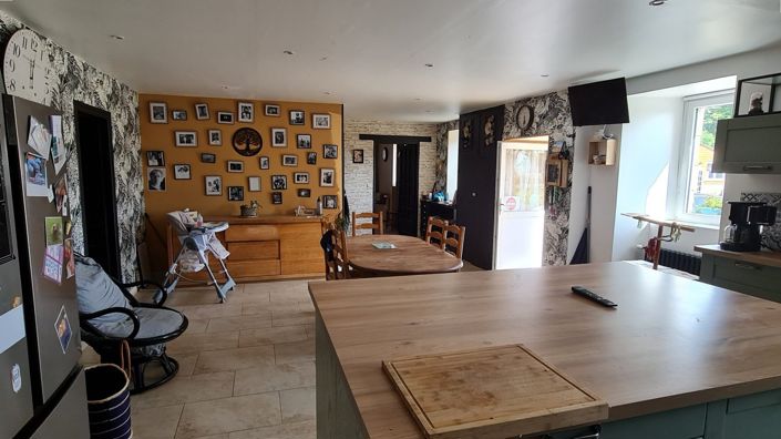 Image No.5-Propriété de 4 chambres à vendre à France