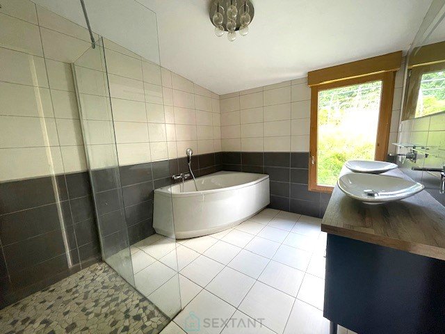 Image No.6-Propriété de 7 chambres à vendre à Brasparts