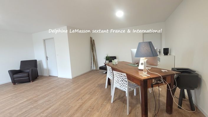 Image No.8-Propriété de 8 chambres à vendre à Vélines