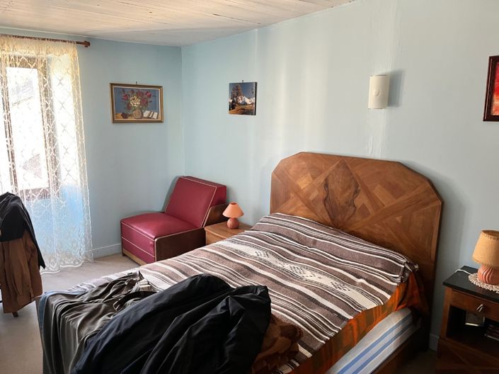 Image No.5-Propriété de 2 chambres à vendre à Chamberet