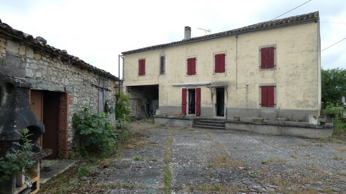 Image No.2-6 Bed Property for sale