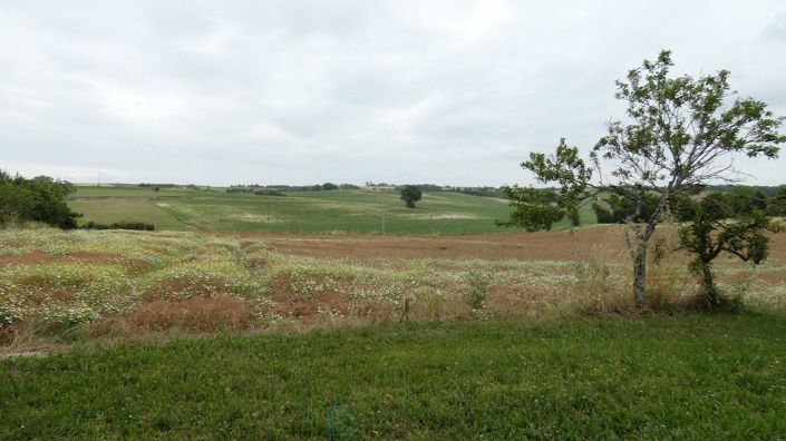 Image No.3-6 Bed Property for sale