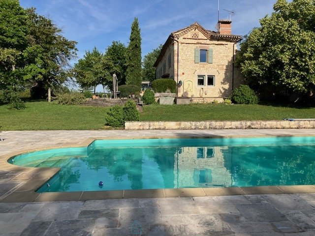 Image No.3-Propriété de 6 chambres à vendre à Cordes-sur-Ciel