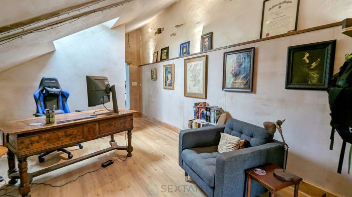 Image No.28-6 Bed Property for sale